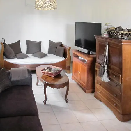 Giovanetti - Ctn320 Apartman
